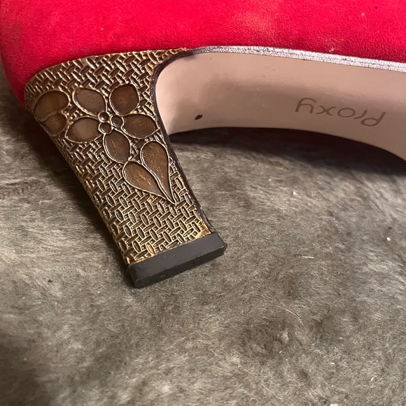 Vintage Red suede Proxy Heel size 8 - Picture 4 of 7